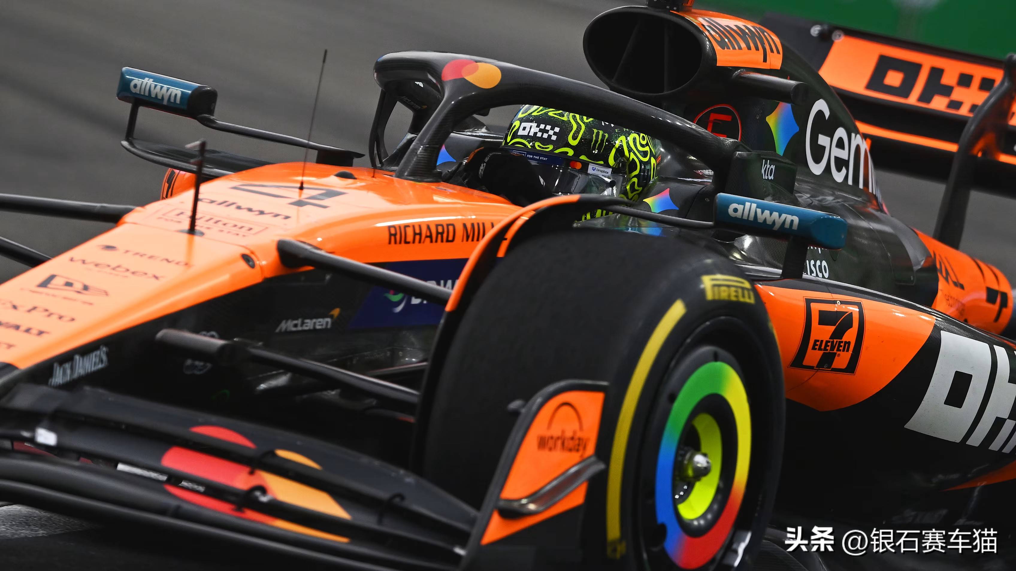 梅赛德斯鏖战迈凯伦，周冠宇刷新纪录