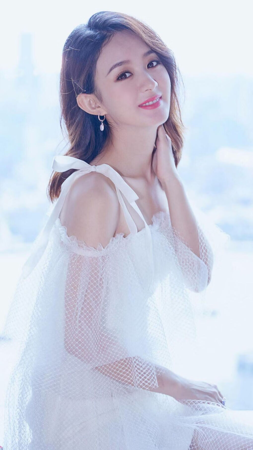 冷门之光，乌克兰轻取葡萄牙，卡瓦哈尔一传一射定乾坤