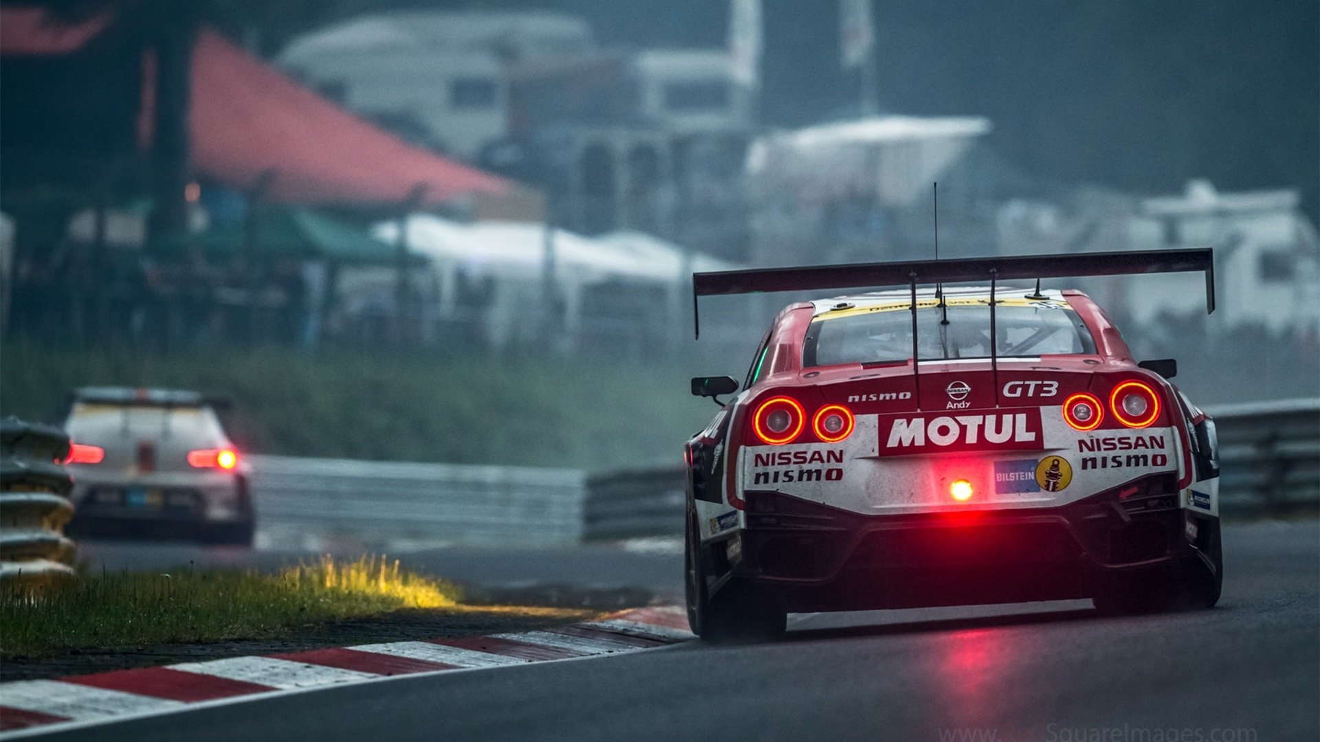 看到你给出的这个关键词，我仿佛已经听到了球场上的喧嚣、篮球刷网的声音，以及主场观众山呼海啸般的呐喊。这绝不是一个普通的比赛瞬间，它充满了故事性和画面感