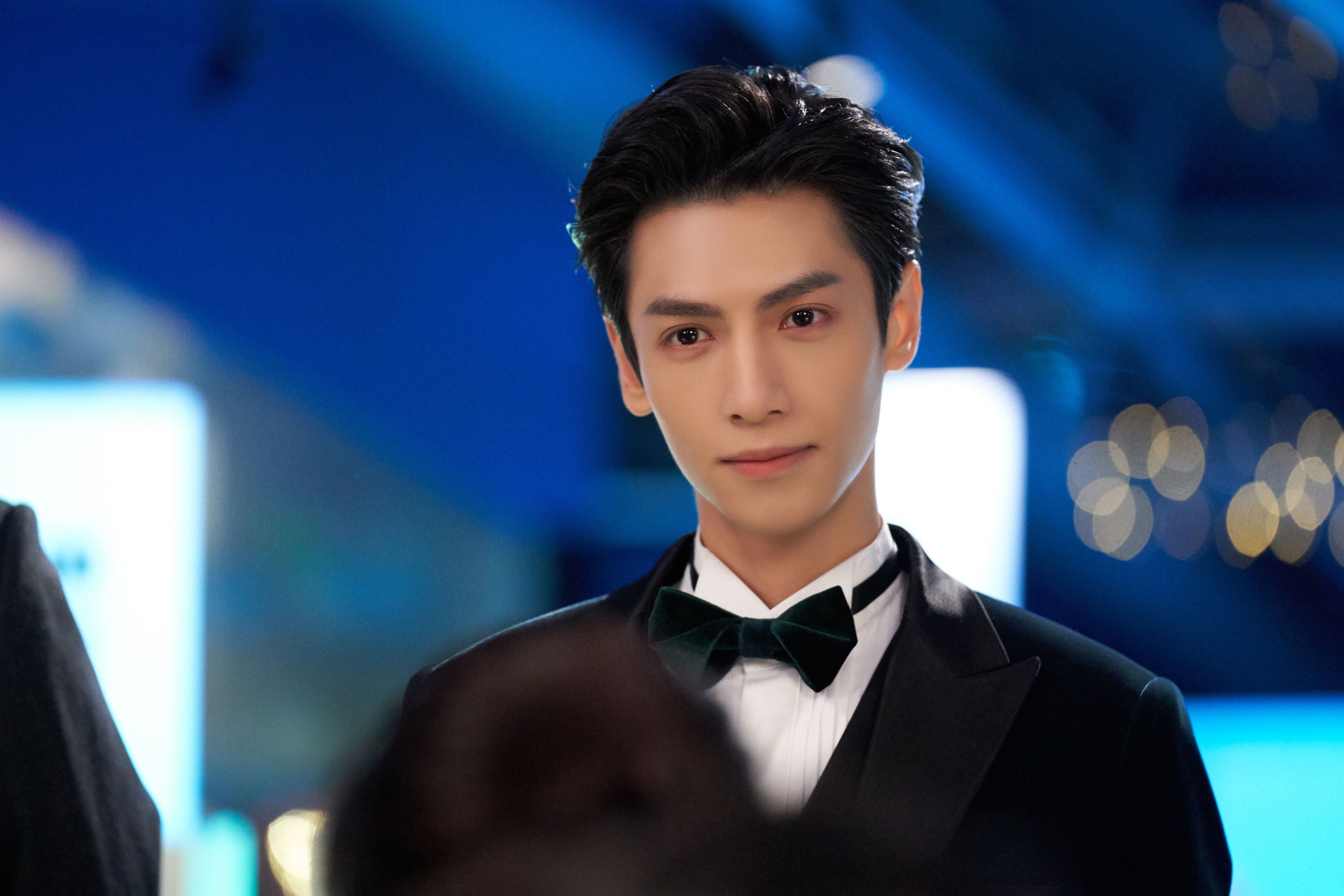 双线，暗夜血战与黎明宣言